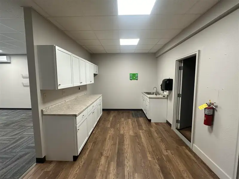 6,000 Sf Warehouse with Fenced Exterior Storage and Office Space in Prime Location