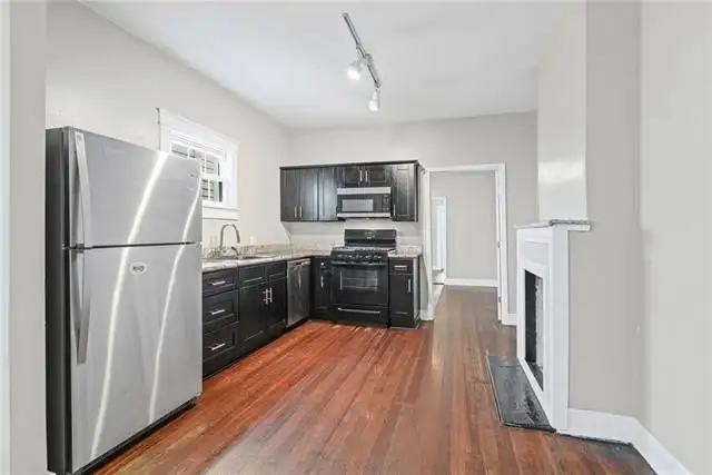 Updated Shotgun Double in Prime Uptown Location with Investment Potential