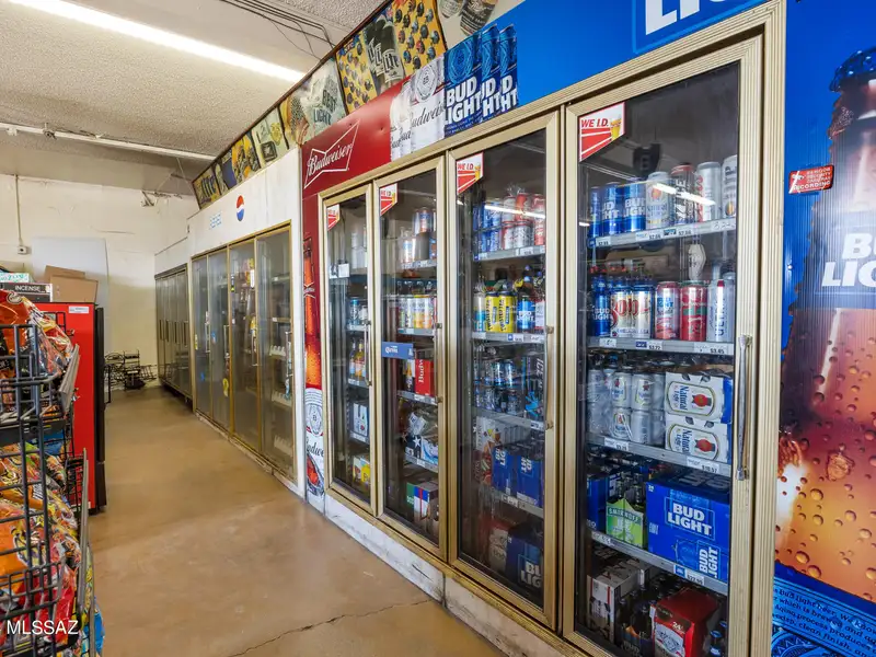 Mixed-use Property Near Tucson International Airport with Retail and Residential Potential