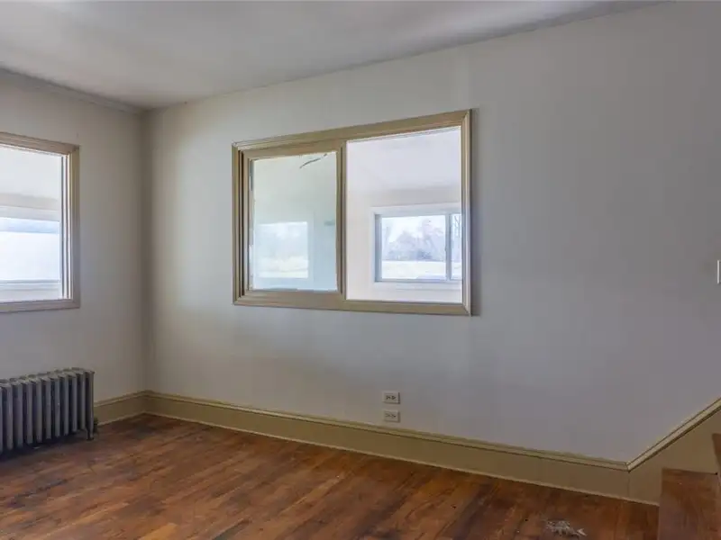 Mixed-use Property with Restaurant Space and Apartment in Tivoli, Ny