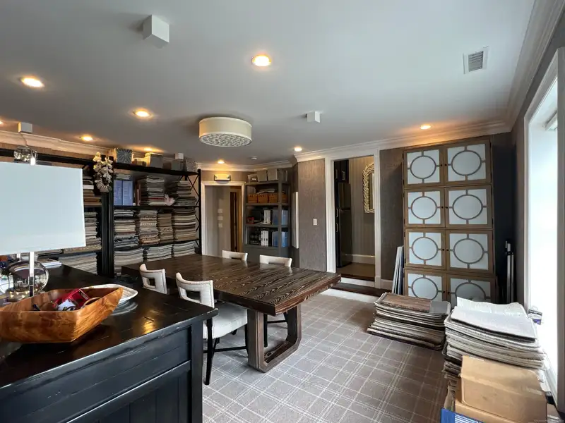 Well-maintained Commercial Space with High Ceilings and Skylights in Prime Location