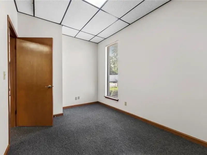 Versatile Commercial Building in Prime Location