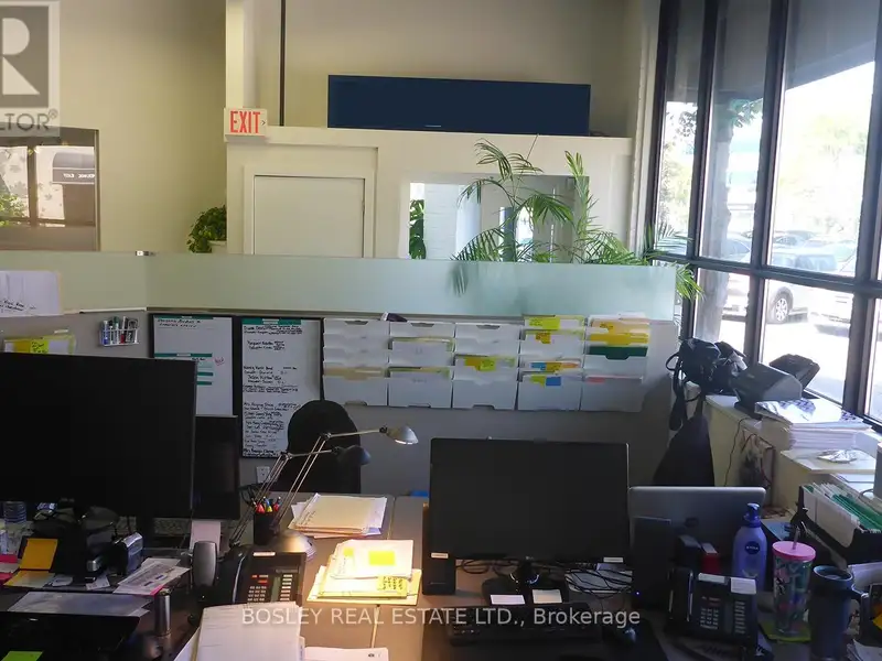 Leaside Retail Space with High Ceilings, Kitchen, and Ample Parking Near Lrt