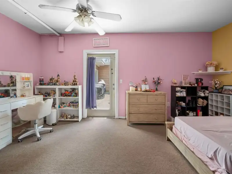 Unique Multi-use Property with Dental Practice and 2+ Bedroom Apartment in Prime Location