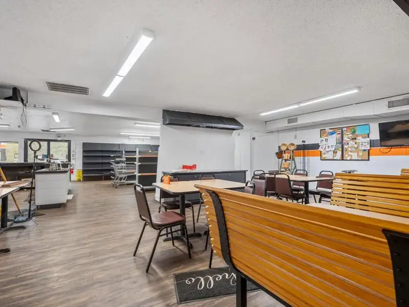Commercial Property with 2 Buildings and Highway Frontage in Magnet Cove