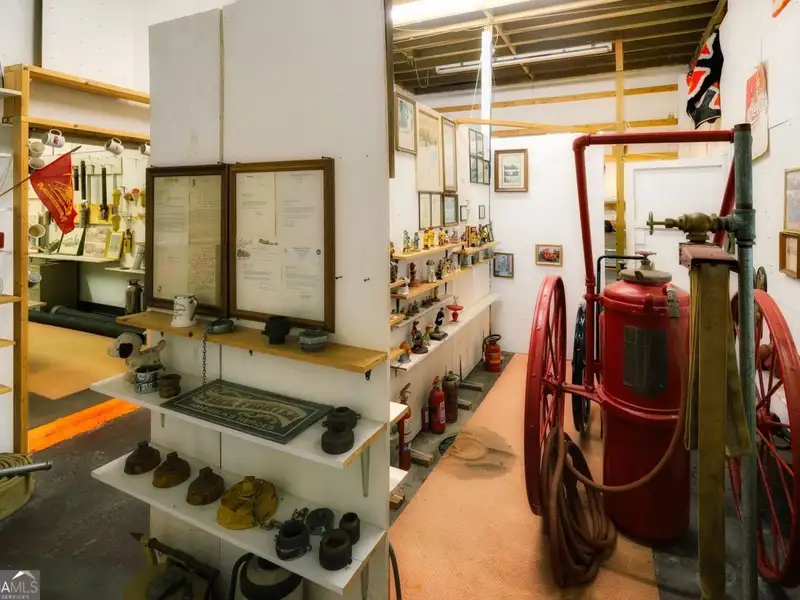 4-acre Commercial Property with Historic Fire Museum on Us Hwy 17, Woodbine