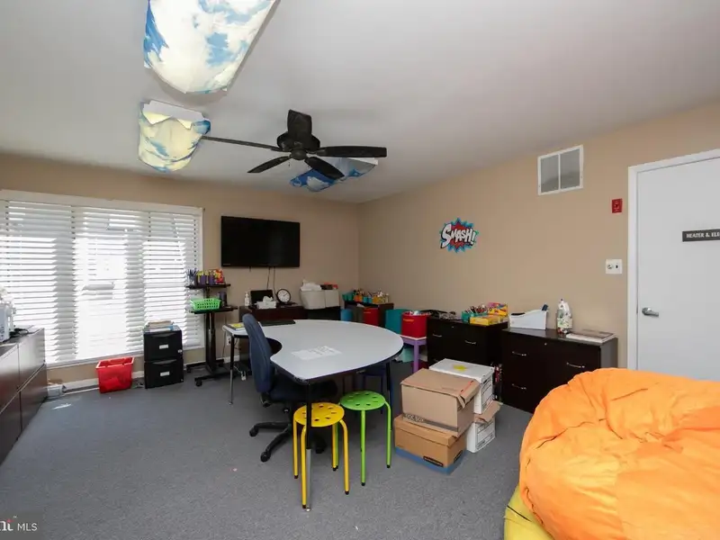 Bi-level Office Condo in Washington Township Professional Campus, Turnersville, Nj