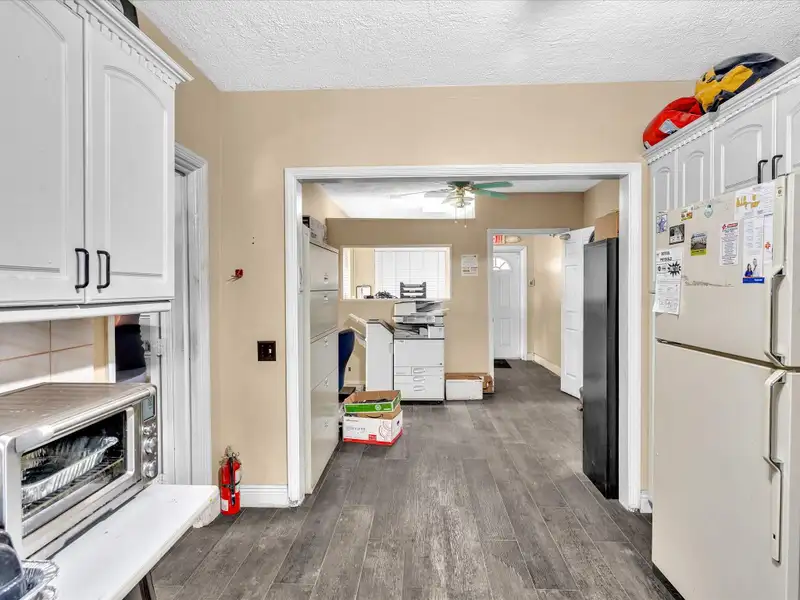 Commercial Property with Office Space and Residential Unit in Industrial Area
