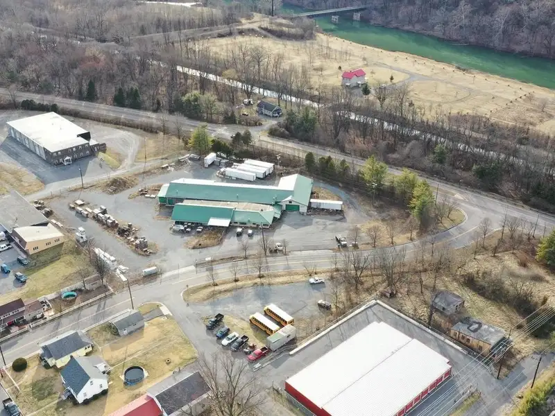 Historic Commercial Building on 2.4 Acres Near C&o Canal, Ideal for Restaurant or Brewery