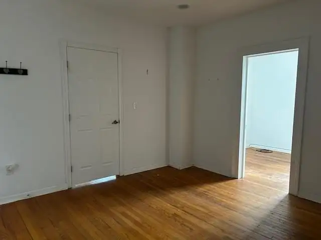 Versatile 750 Sq Ft Office Suite in Prime Village of Walden Location