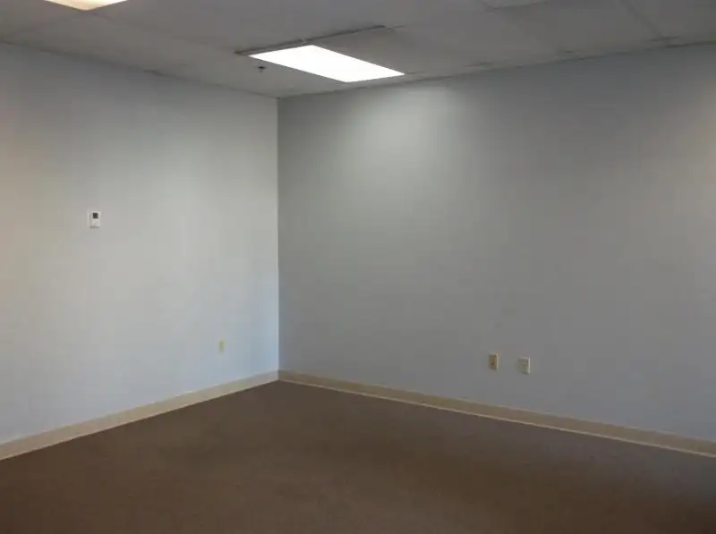 14,000 Sf Two-story Building in Omro with 20+ Rooms and Parking Lot Available