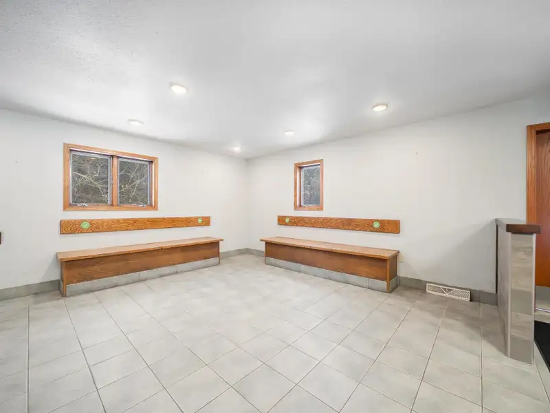 Versatile 3,100 Sq. Ft. Commercial Property Near Hwy 116 and Hwy 21