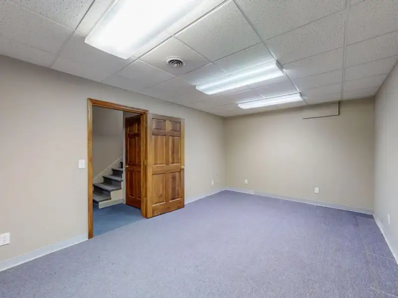 Medical Facility for Sale Near Hospital - 4,510 Sq Ft with Multiple Treatment Rooms