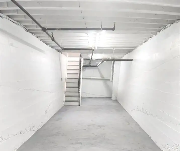 Prime Retail Space for Lease in High Traffic Area - 900 Sq. Ft. with Basement