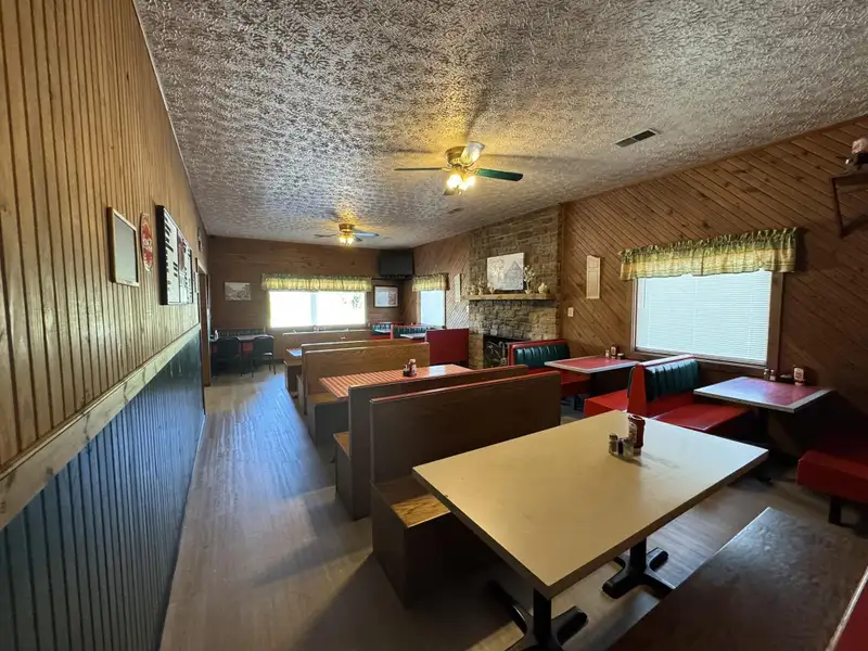 Established Family Restaurant with Drive-thru Near Lake Cumberland Marina