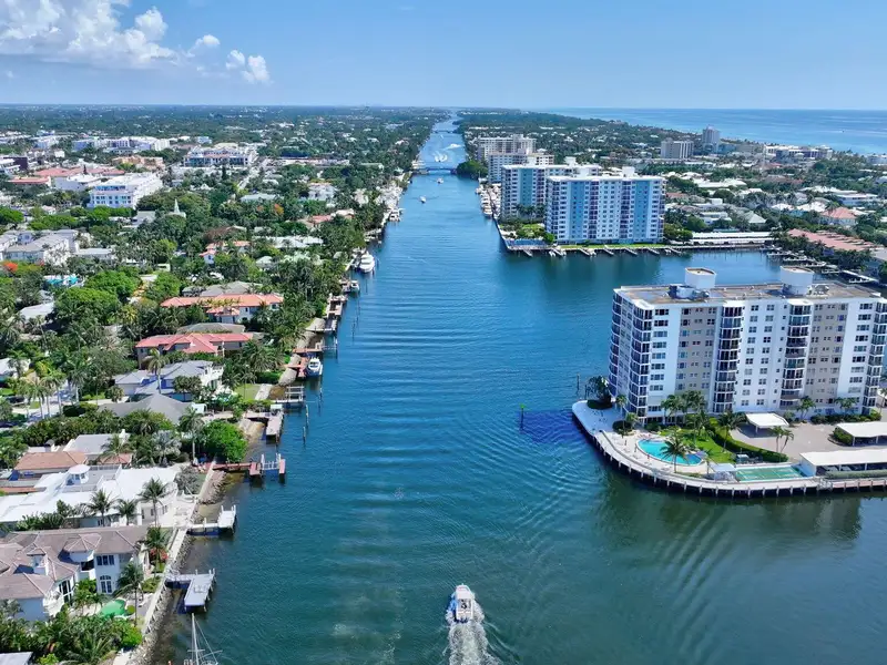 Renovated 5,194 Sf Commercial Building on Federal Highway, Delray Beach