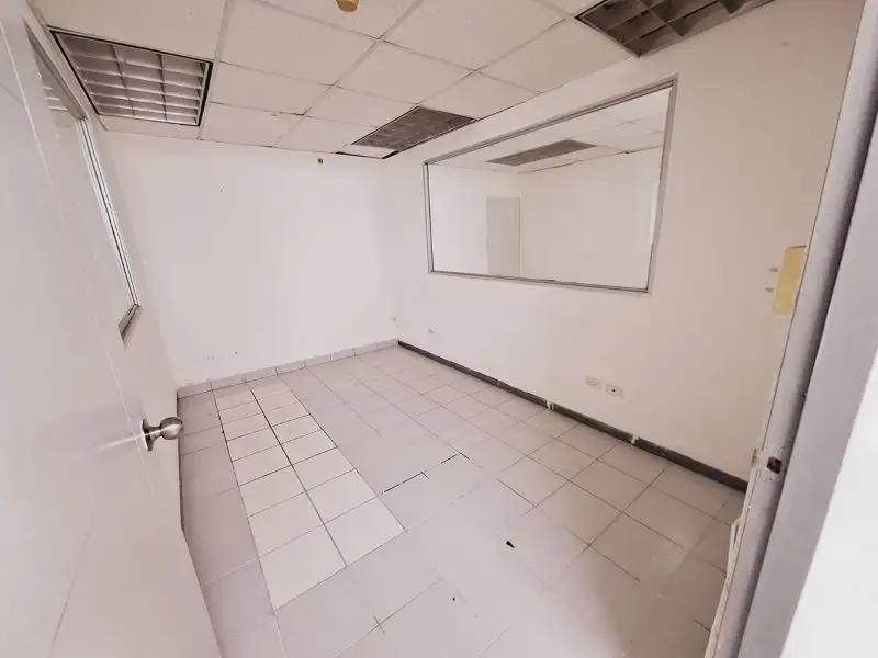Commercial Office Space in Los Pueblos Mall with Meeting Rooms and 24-hour Security