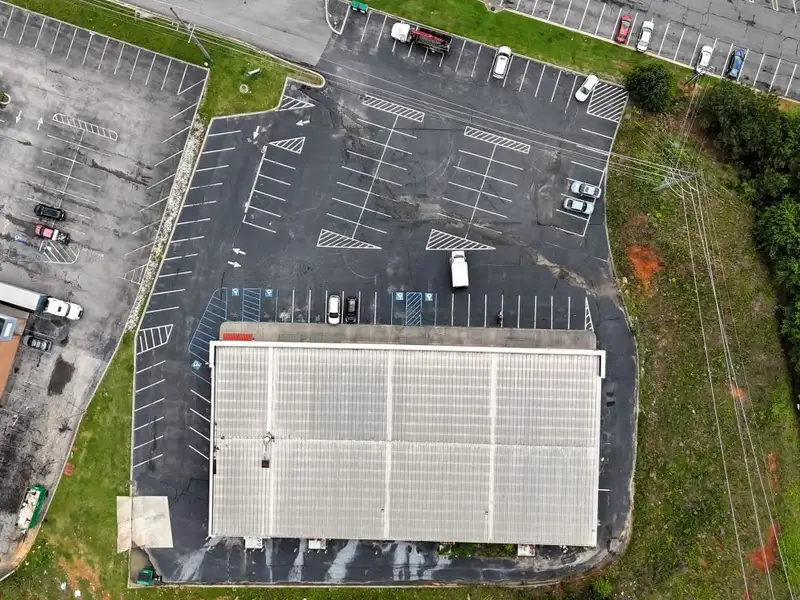 Commercial Strip Center on 3 Acres Near Walmart in Lafayette, Ga