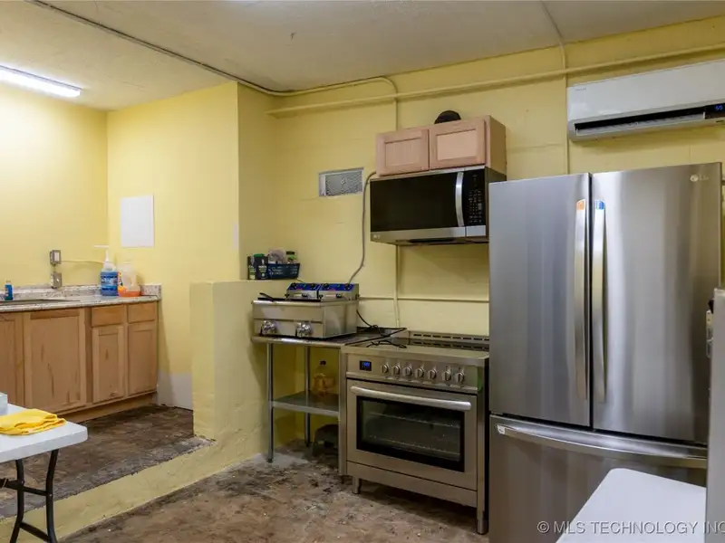 Versatile 5200+ Sf Commercial Property with Walk-out Basement in Prime Location