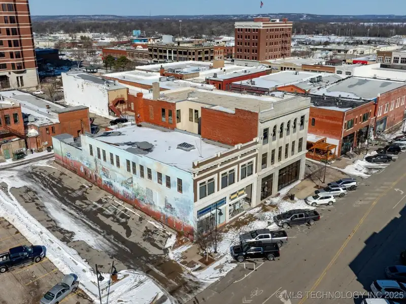 Mixed-use Building with Retail and Residential Space in Downtown Bartlesville