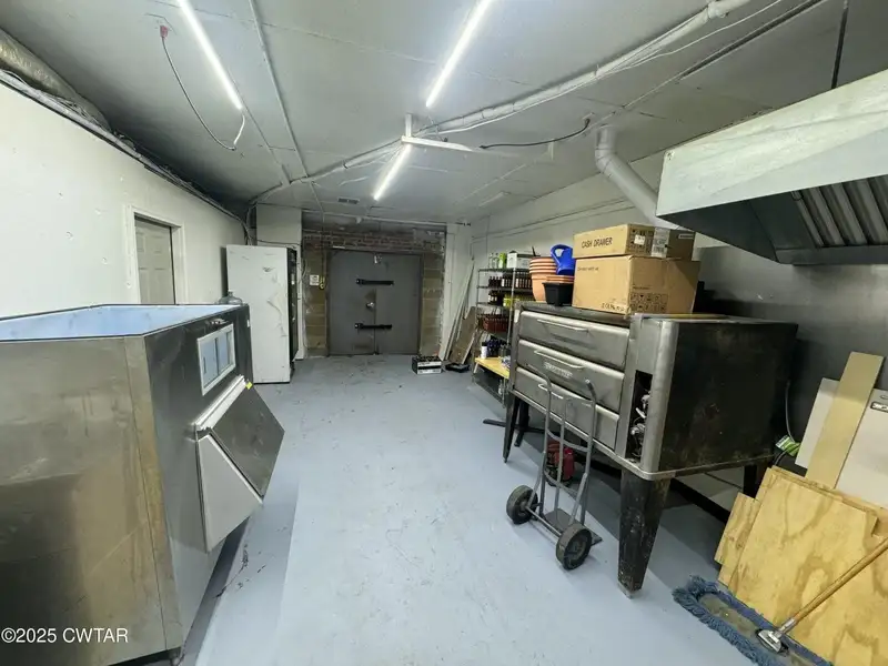 Newly Remodeled Liquor Store in Gates - Exclusive Opportunity