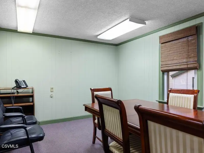 Flexible 4,000 Sf Commercial Building in Prime Location with High Visibility and Ample Parking