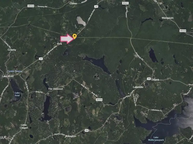 Turn-key Restaurant with Liquor License on 26 Acres in Lake Ariel, Pa