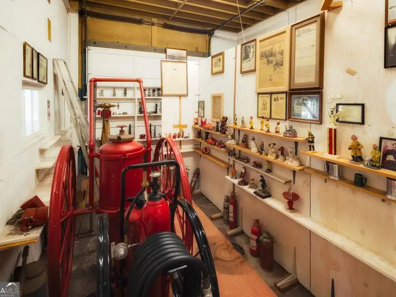4-acre Commercial Property with Historic Fire Museum on Us Hwy 17, Woodbine