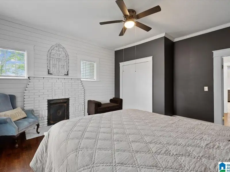 Renovated B-3 Zoned Home in High Traffic Area, Ideal for Air B&b or Event Rentals