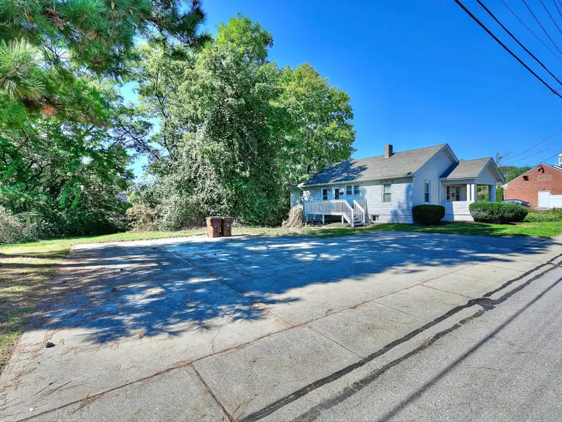 2-family Zoned C-2 Commercial Property with Parking in Florence