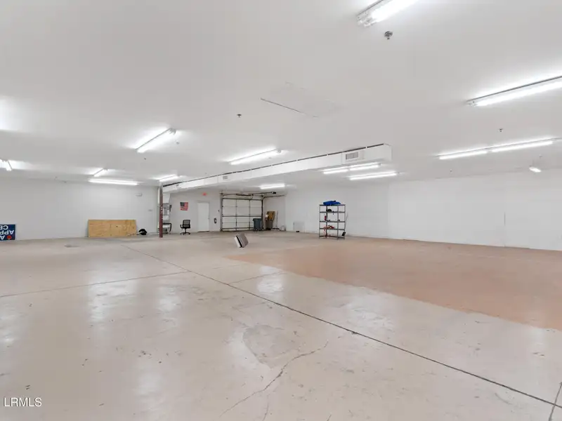 Multi-use Building with Long-term Tenant and Warehouse/office Space in Prime Location