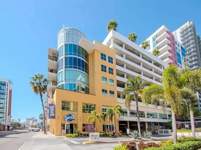 Office Condo in Downtown Tampa's Channel District with Parking and Retail Amenities