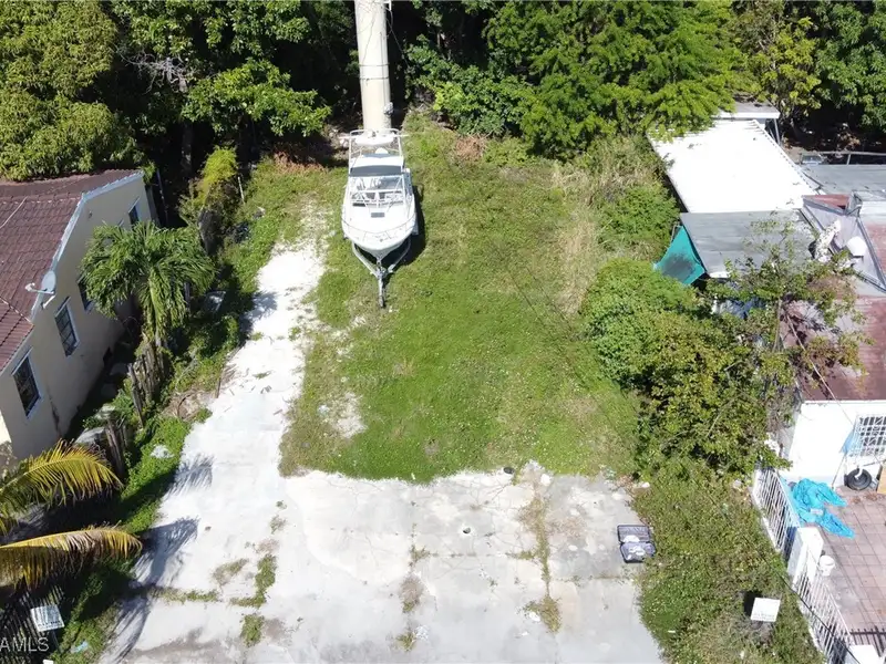 Mixed-use Development Opportunity in Wynwood Norte - 5750 Sf Lot Near Design District