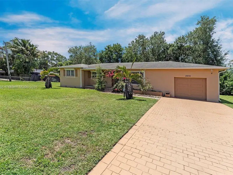 Prime ¾-acre Lot with Two Buildings in Dania Beach - C-2 & Rs-6000 Zoning