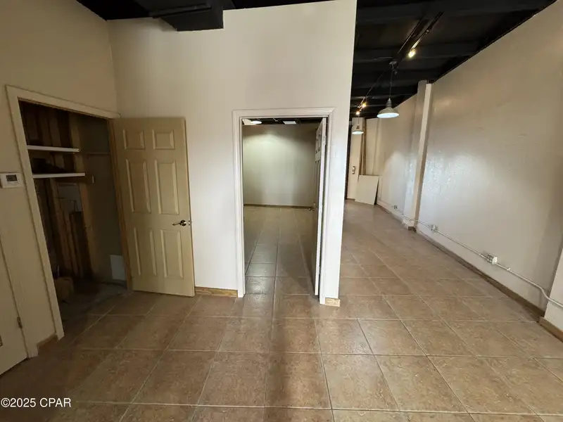 Downtown Panama City Office Space for Lease - 1,550 Sq Ft on 5th St.
