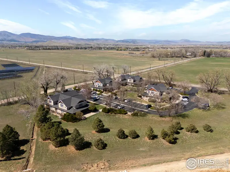 Bright Office Condo with Mountain Views in Niwot, Colorado