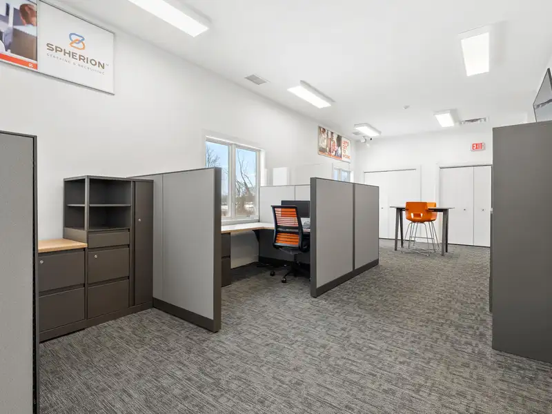 Modern Office Space for Lease in Lakeview District, Battle Creek with High Visibility