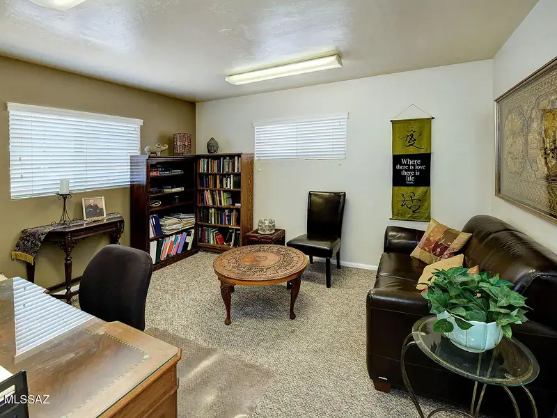 Prime Office Space in Central Tucson with High Visibility and Convenient Amenities