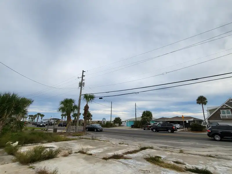 Gulf-view Lakefront Lot in Panama City Beach, Near Pier Park and Dog Beach