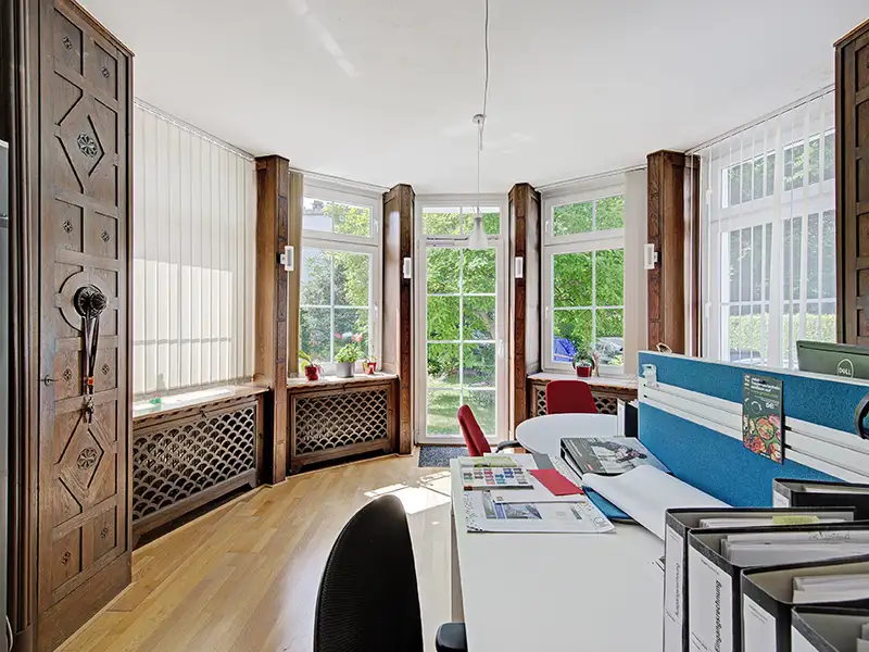 Art Nouveau Villa in Dortmund's Gartenstadt - Versatile Use for Living or Office Space