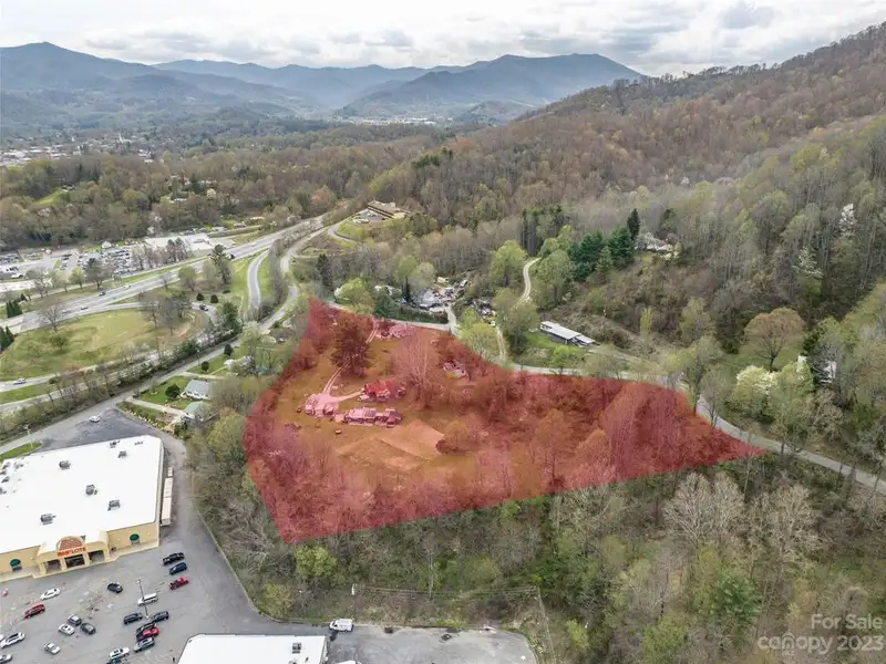 Prime 4.96-acre Commercial Property with City Water and Sewer Access