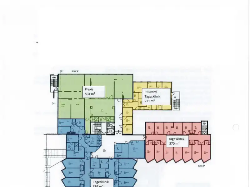 Spacious Commercial Property with Multiple Buildings on 26,913 M² in Prime Location