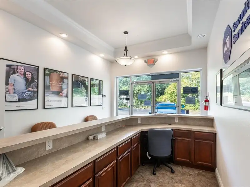 Commercial Investment Property in Gainesville, Fl with Long-term Tenant and Expansion Lot