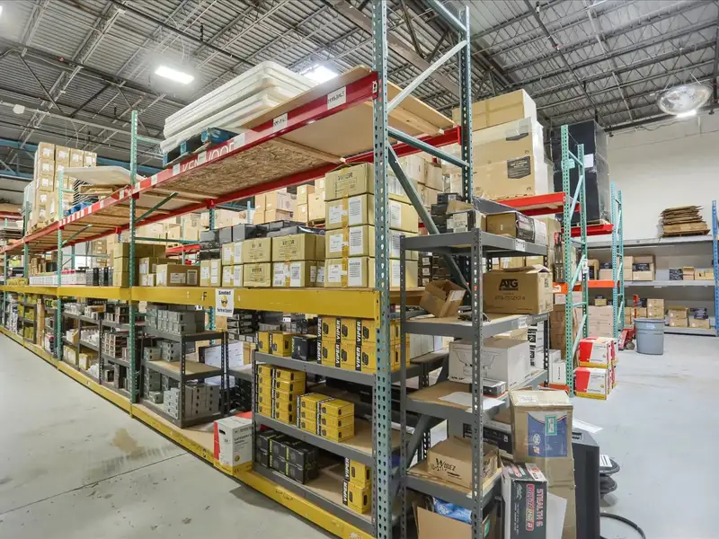 Centrally Located Multi-tenant Flex/warehouse Property in Denver, Colorado