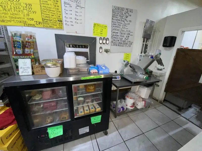 Established C-store in Stanton, Prime Location Near Ford's Blue Oval City