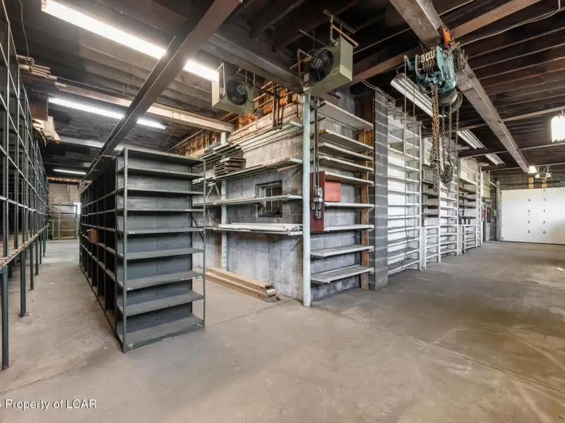 8,000+ Sq Ft Versatile Building in Central Wyoming Near Wyoming Ave