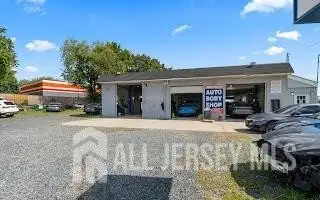 Turnkey Automotive Business with Car Dealership, Mechanic & Auto Body Shop in Prime Location