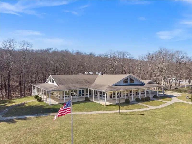 Versatile 75-acre Retreat Center in Hyde Park with Multiple Buildings and Amenities