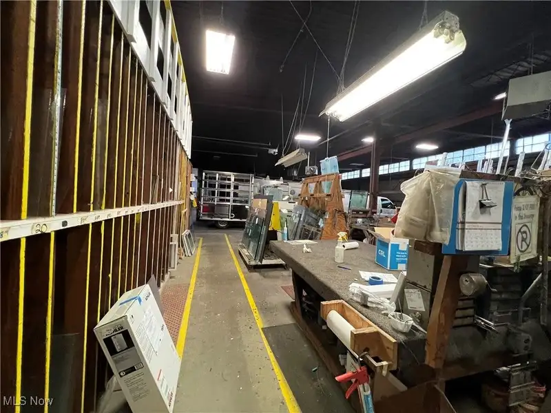 Versatile 11,600 Sf Warehouse with Office Space in Canton, Oh