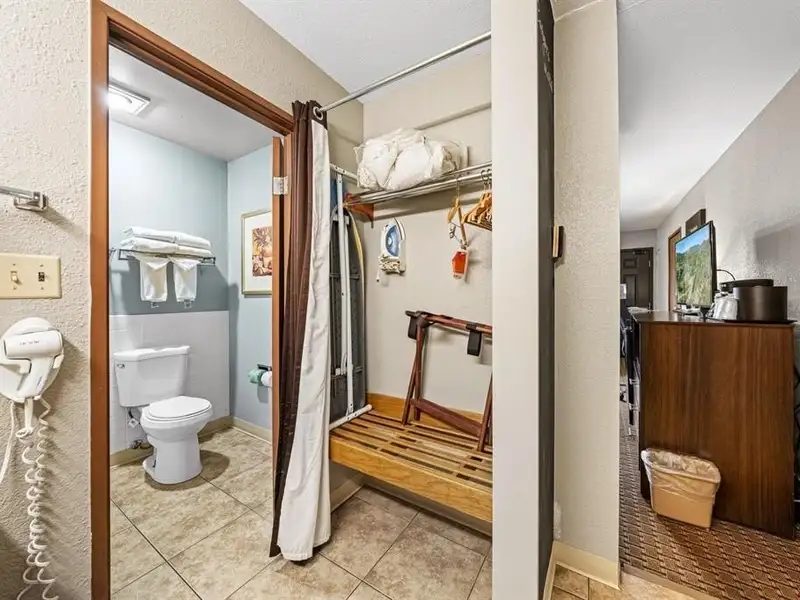 Turnkey Quality Inn Hotel in Prime Durango Location with 48 Updated Guest Rooms